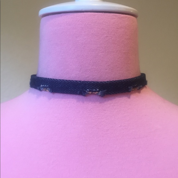 ⭐️ Awesome glitter Distressed dark denim choker ⭐️ - Picture 2 of 4